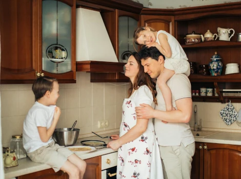 Gli italiani sono mammoni e pigri