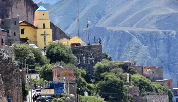 Micro San Fernando del Valle de Catamarca a Ciudad de Salta