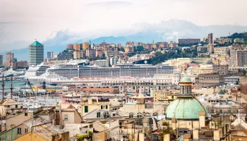 Pullman Lloret de Mar a Genova