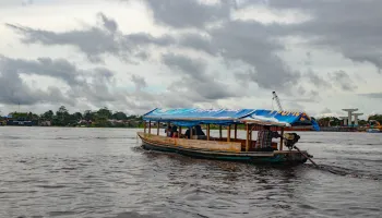 Bus Pucallpa a Iquitos
