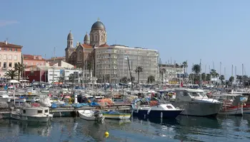 Buses to Nice Airport from Saint-Raphaël
